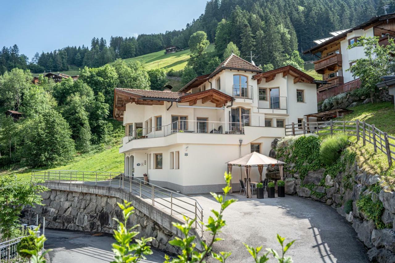 Monis Apartment Ramsau im Zillertal Dış mekan fotoğraf